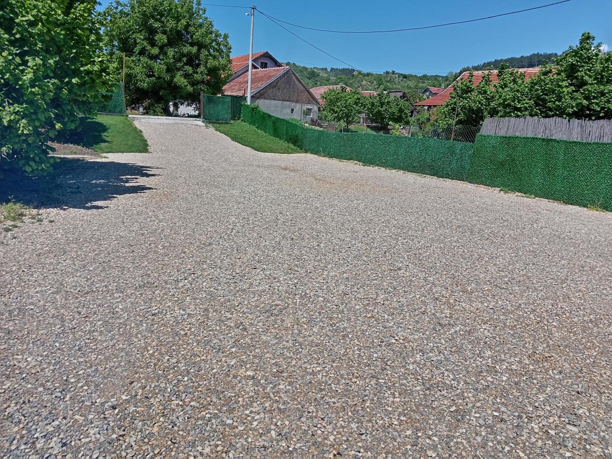 Vila Viktori Pirot Exteriör bild
